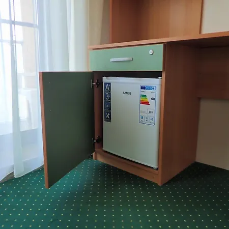 Delta Palace Hotel 3*