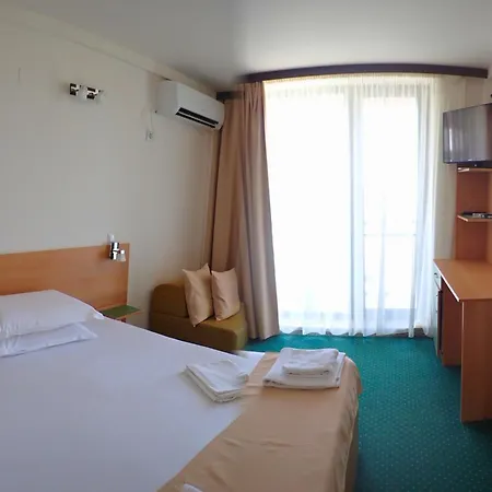 Hotel Delta Palace 3*