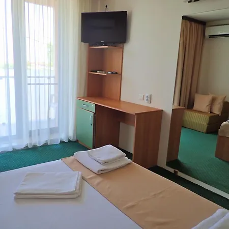 Hotel Delta Palace 3*