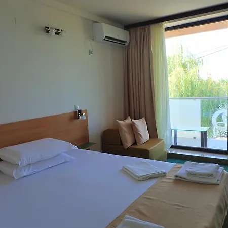 Hotel Delta Palace