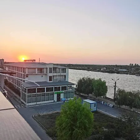 Delta Palace Hotel 3*